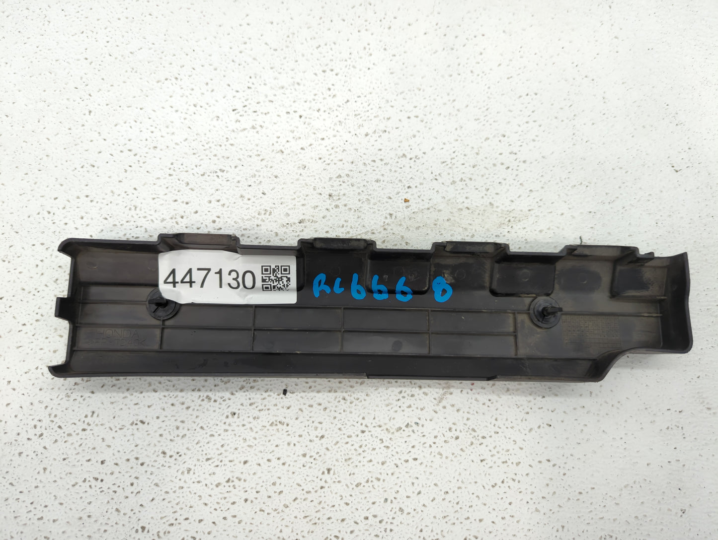 2004 Honda Civic Engine Cover - Oemusedautoparts1.com