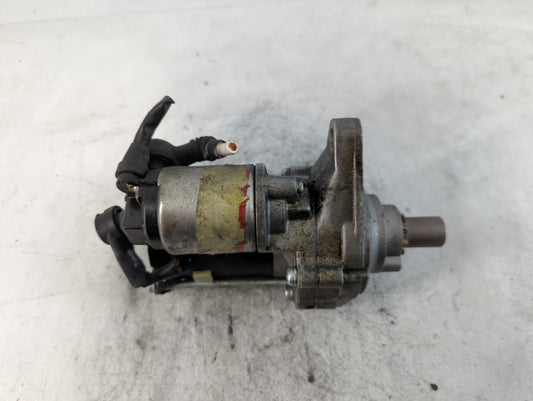 2001-2005 Honda Civic Car Starter Motor Solenoid OEM Fits Fits 2001 2002 2003 2004 2005 OEM Used Auto Parts