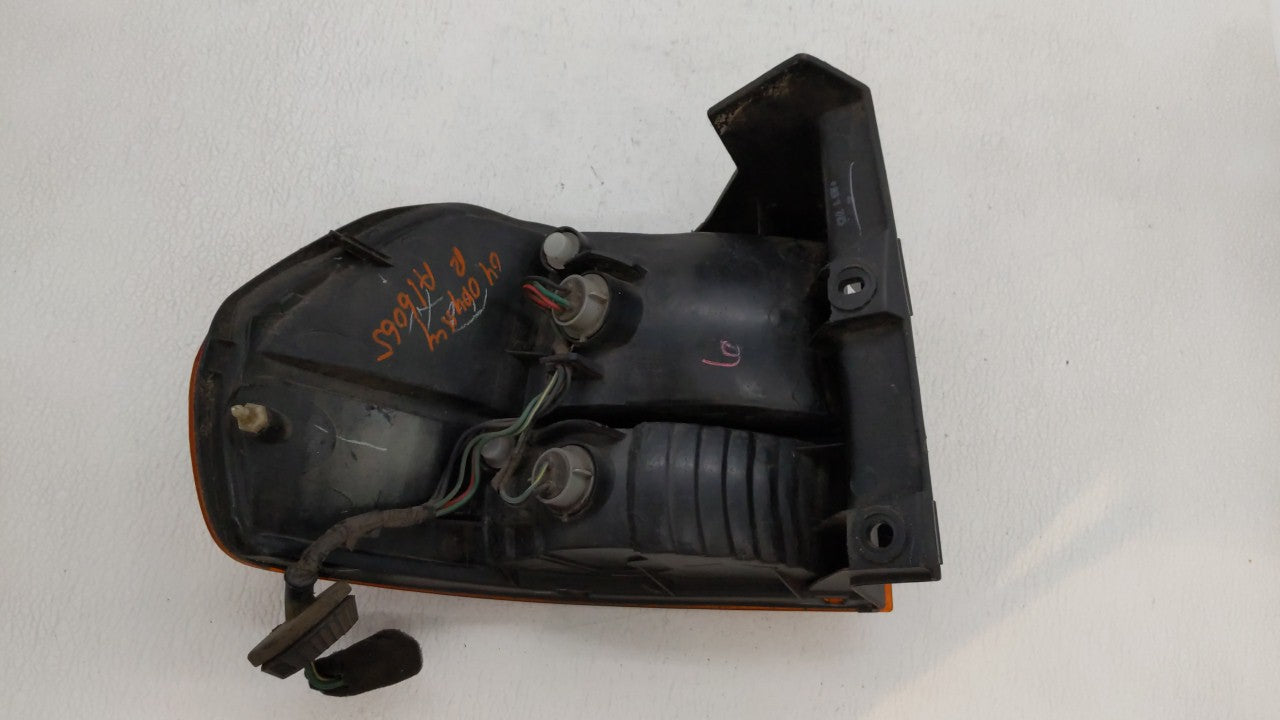 2002-2004 Honda Odyssey Tail Light Assembly Passenger Right OEM Fits Fits 2002 2003 2004 OEM Used Auto Parts - Oemusedautopa