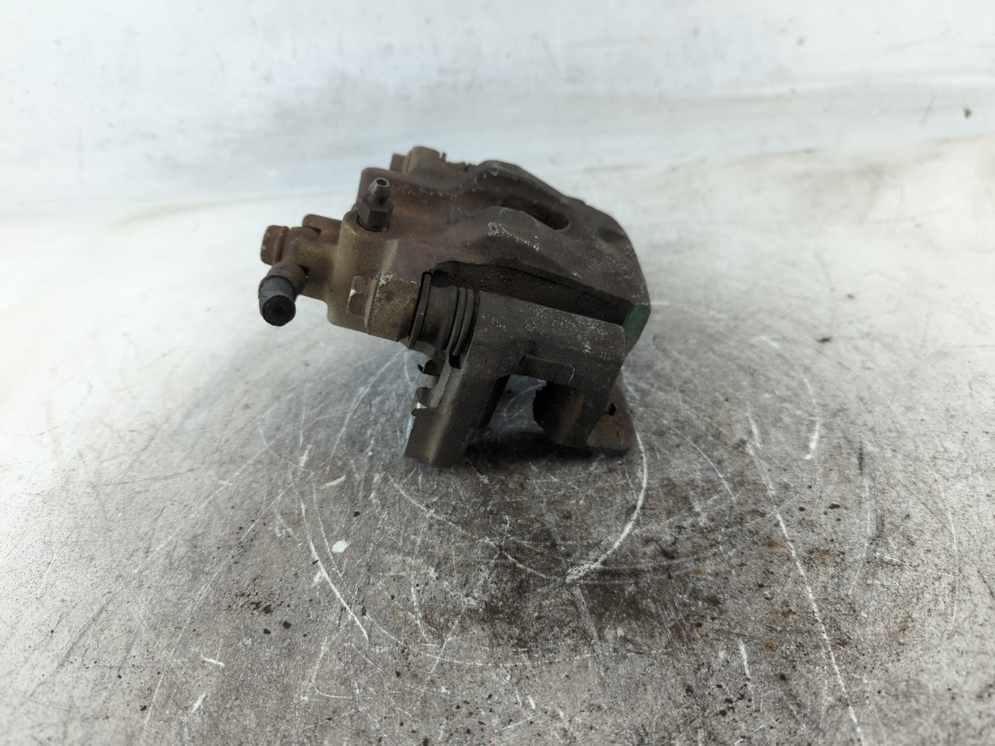 2003-2008 Honda Pilot Front Driver Left Brake Caliper 700240 - Oemusedautoparts1.com