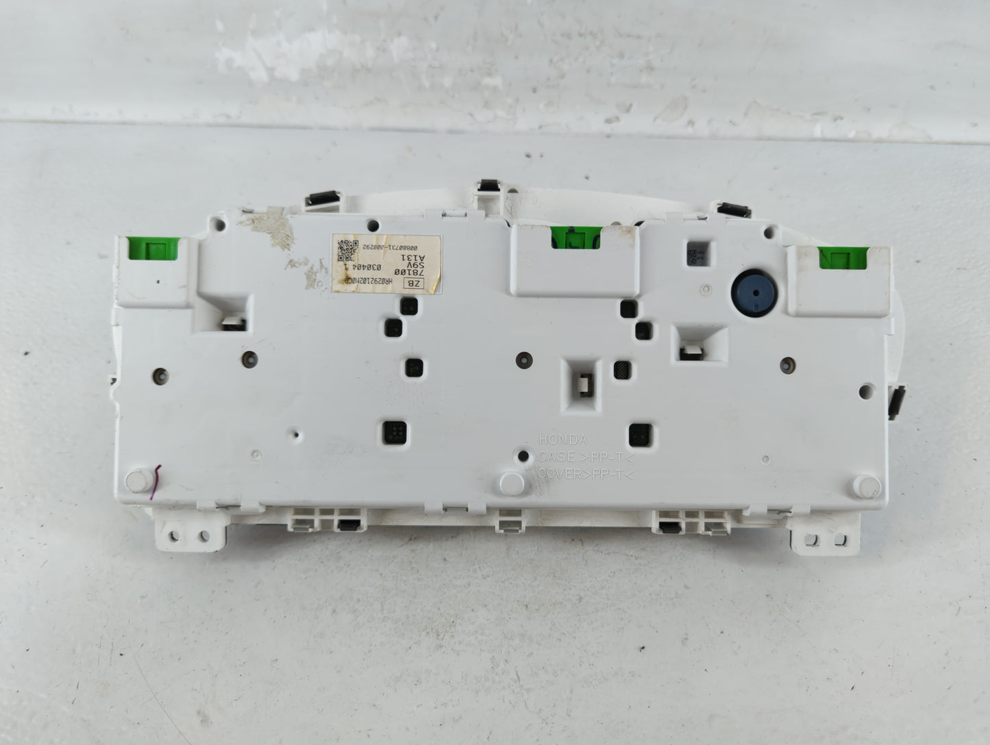 2004 Honda Pilot Instrument Cluster Speedometer Gauges Fits OEM Used Auto Parts - Oemusedautoparts1.com