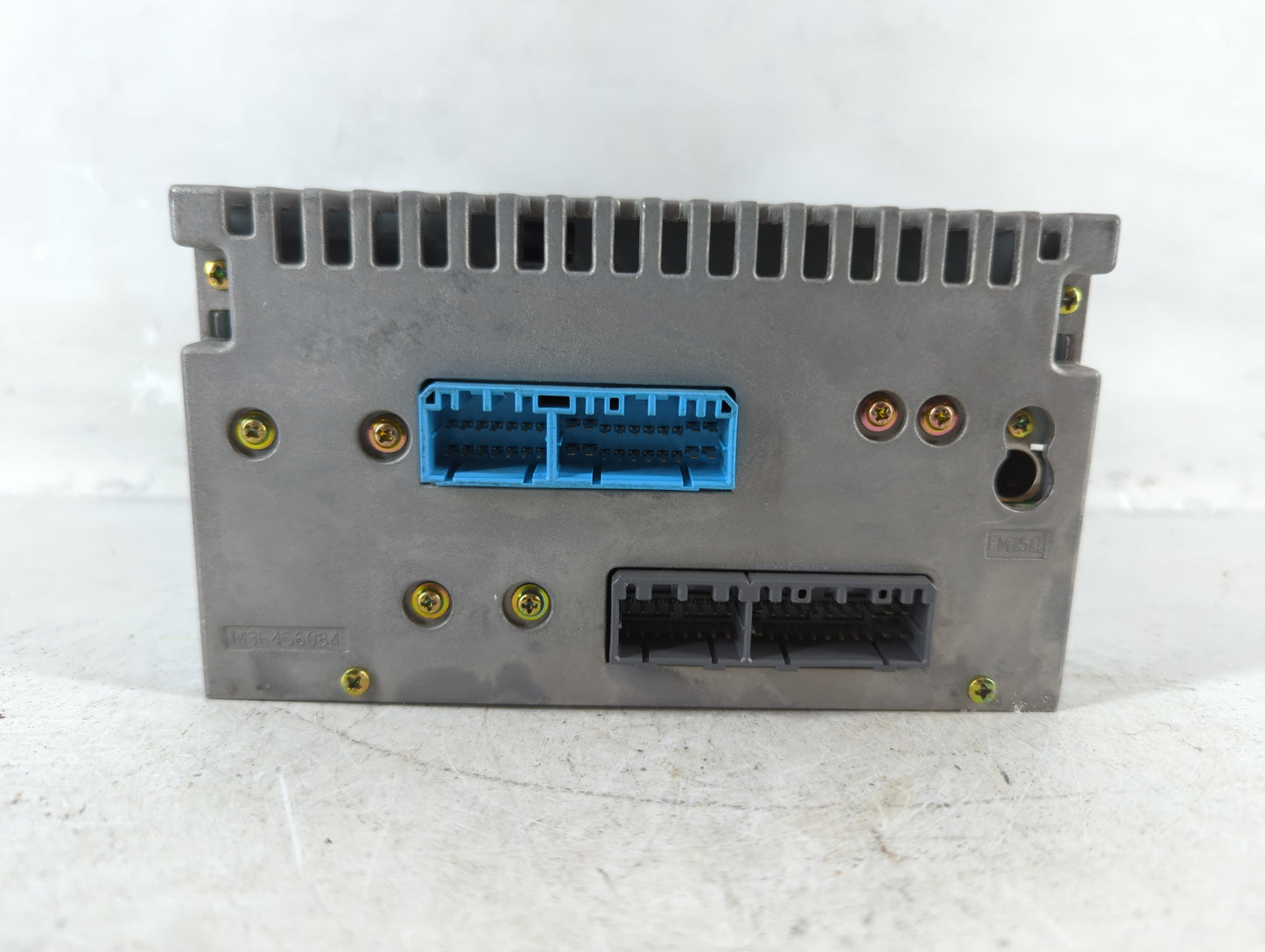 2003-2005 Honda Pilot Radio AM FM Cd Player Receiver Replacement P/N:39100-S9V-A210 Fits OEM Used Auto Parts - Oemusedautopa