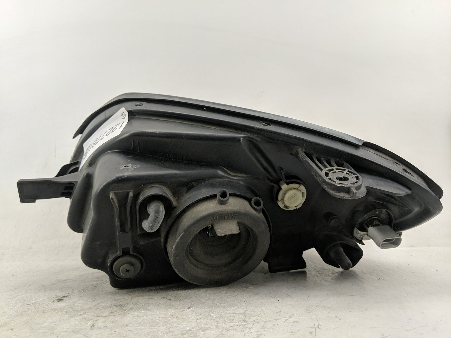 2003-2006 Hyundai Accent Passenger Right Oem Head Light Headlight Lamp - Oemusedautoparts1.com