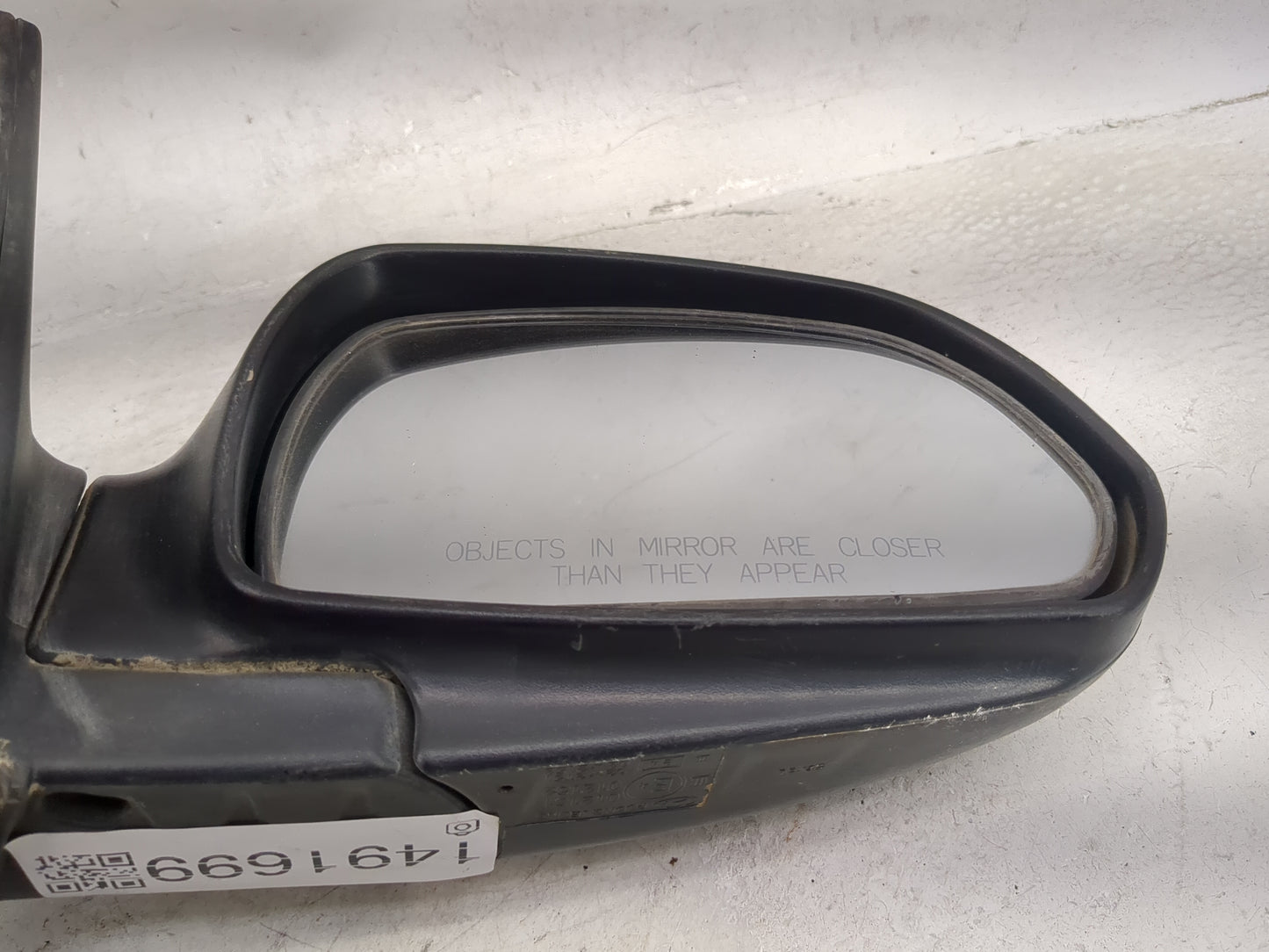 2001-2006 Hyundai Elantra Passenger Side View Mirror - Right Door Mirror OEM Used - Oemusedautoparts1.com
