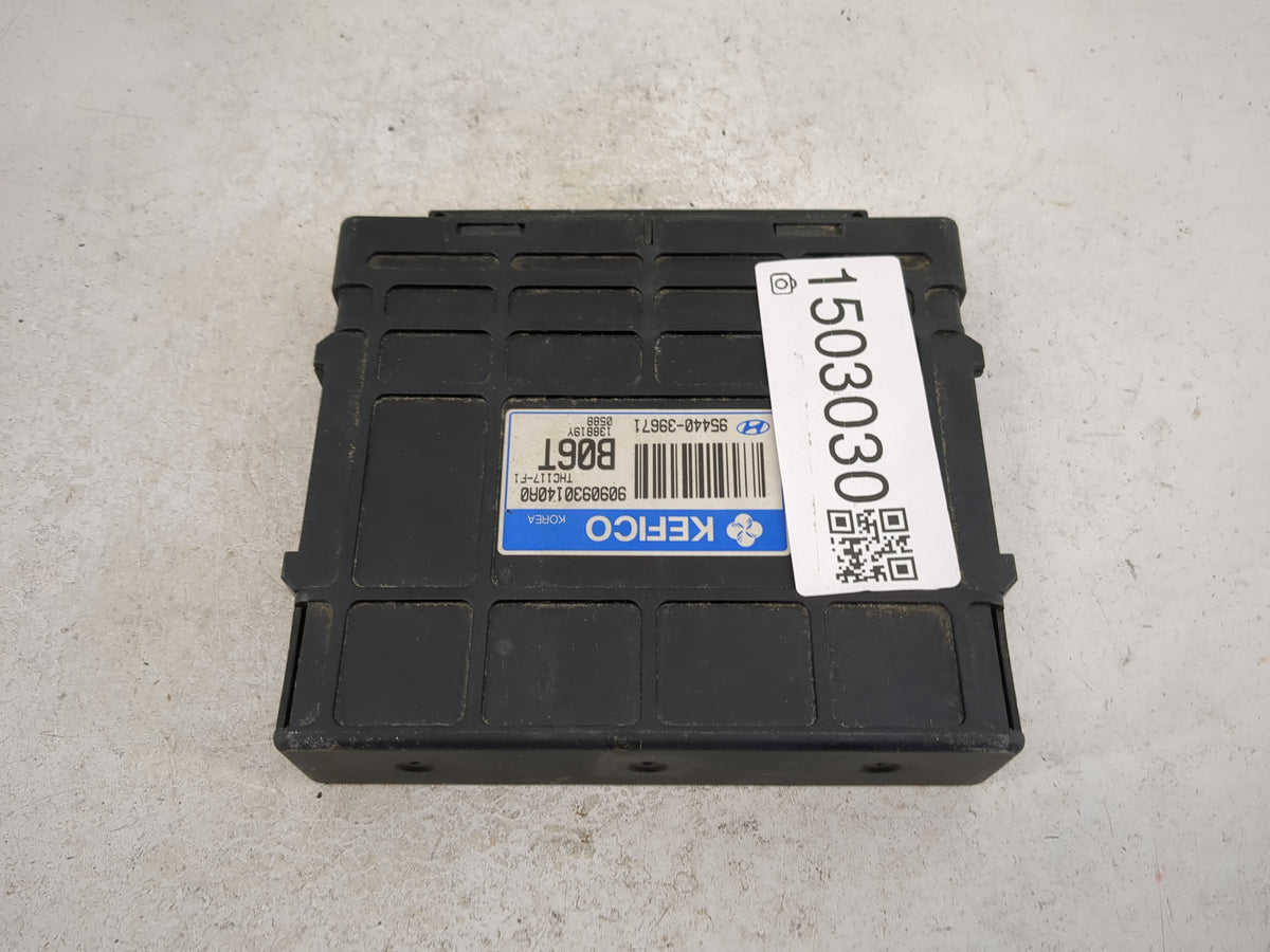 2003-2004 Hyundai Santa Fe Transmission Control Module Tcu Tcm - Oemusedautoparts1.com