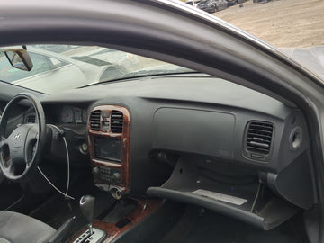 1999-2005 Hyundai Sonata Air Bag Passenger Right Dashboard OEM Fits Fits 1999 2000 2001 2002 2003 2004 2005 OEM Used Auto Parts