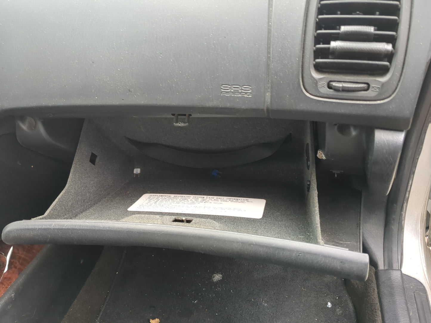 2004 Hyundai Sonata Passenger Glove Box Door Storage Compartment - Oemusedautoparts1.com