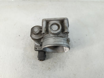 2003-2006 Infiniti G35 Throttle Body P/N:05916 RME70-04 Fits Fits 2002 2003 2004 2005 2006 OEM Used Auto Parts