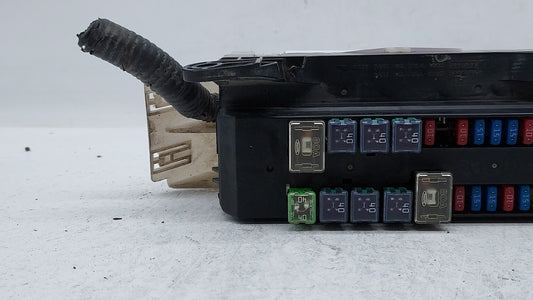 2002-2004 Infiniti I35 Fusebox Fuse Box Panel Relay Module Fits Fits 2000 2001 2002 2003 2004 OEM Used Auto Parts