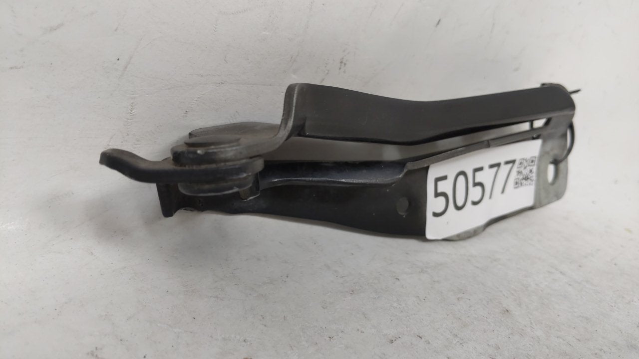 2004 Jaguar S Type Driver Hood Hinge - Oemusedautoparts1.com