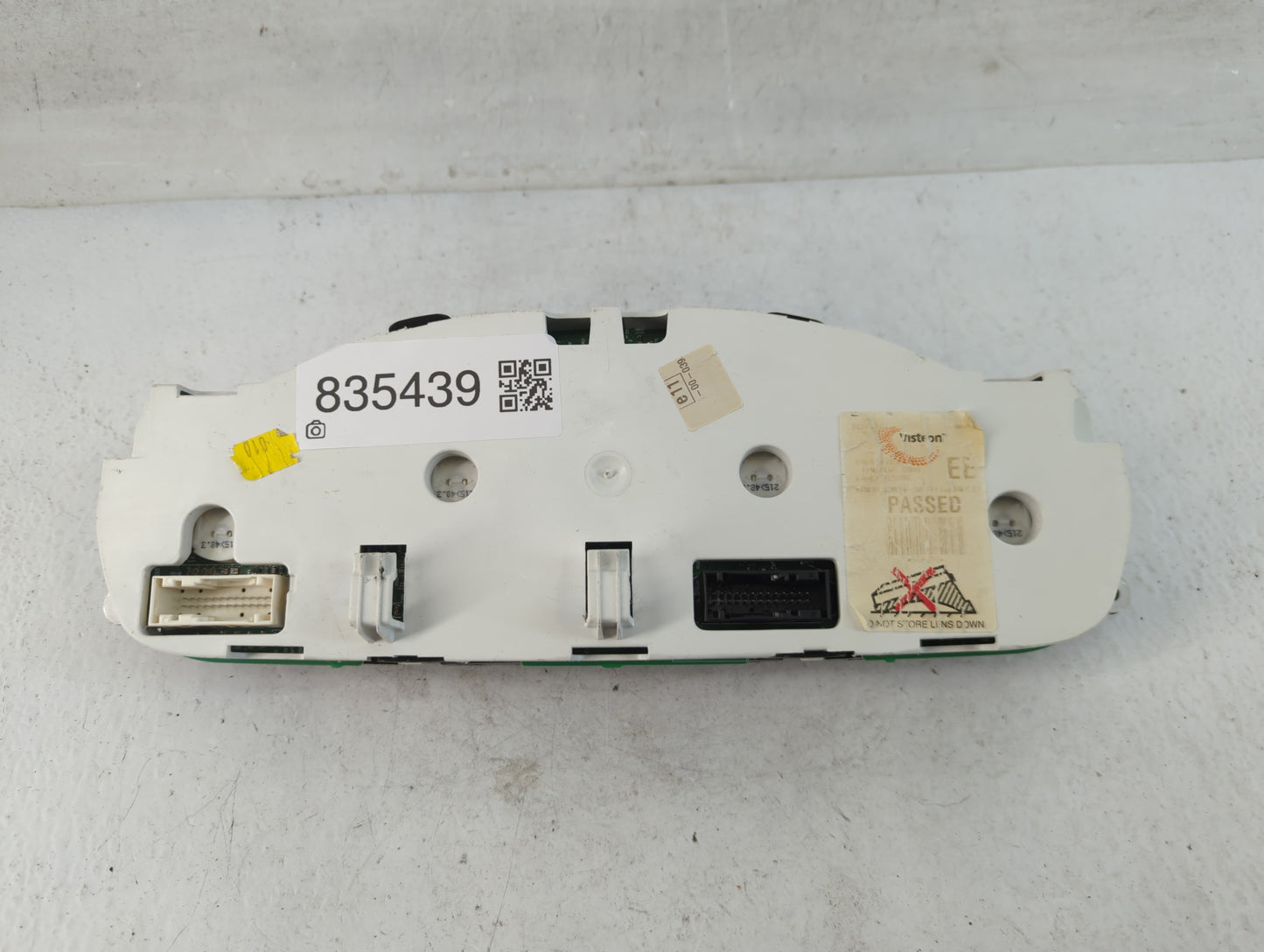 2004 Jaguar X-Type Instrument Cluster Speedometer Gauges Fits OEM Used Auto Parts - Oemusedautoparts1.com