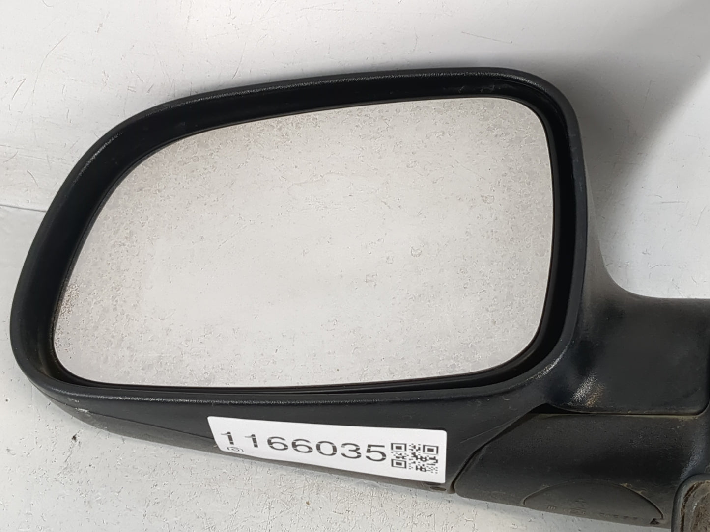 1999-2004 Jeep Grand Cherokee Driver Side View Mirror - Left Door Mirror OEM Used - Oemusedautoparts1.com
