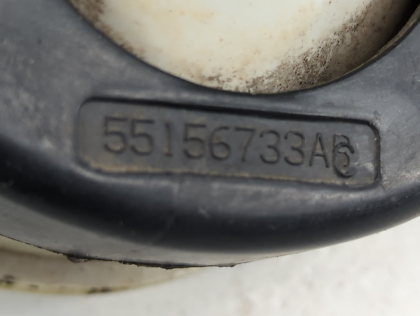 2004-2004 Jeep Grand Cherokee Driver Left Oem Front Light Lamp - Oemusedautoparts1.com