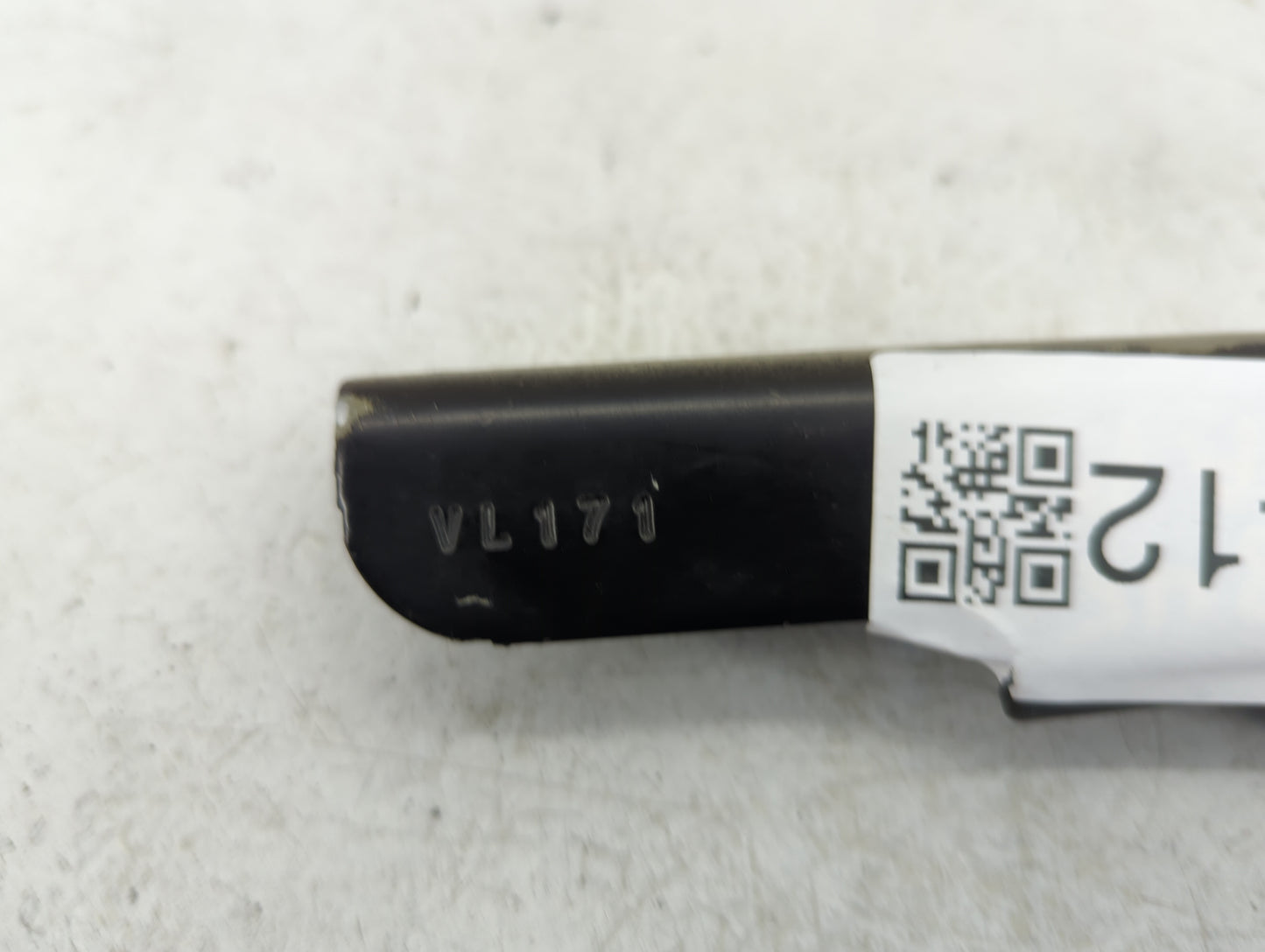 2004 Kia Optima Passenger Hood Hinge - Oemusedautoparts1.com