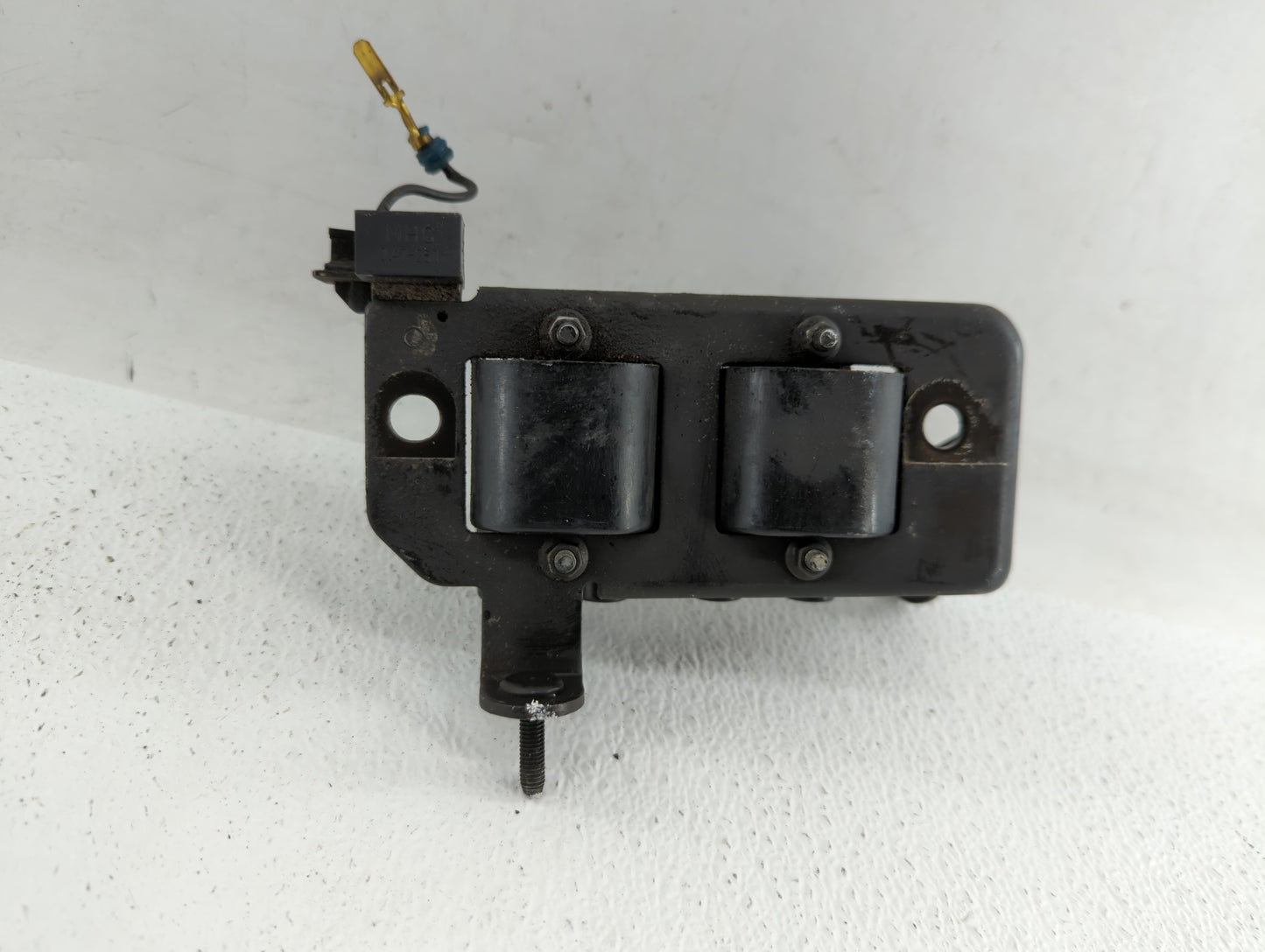 2001-2005 Kia Rio Ignition Coil Igniter Pack - Oemusedautoparts1.com