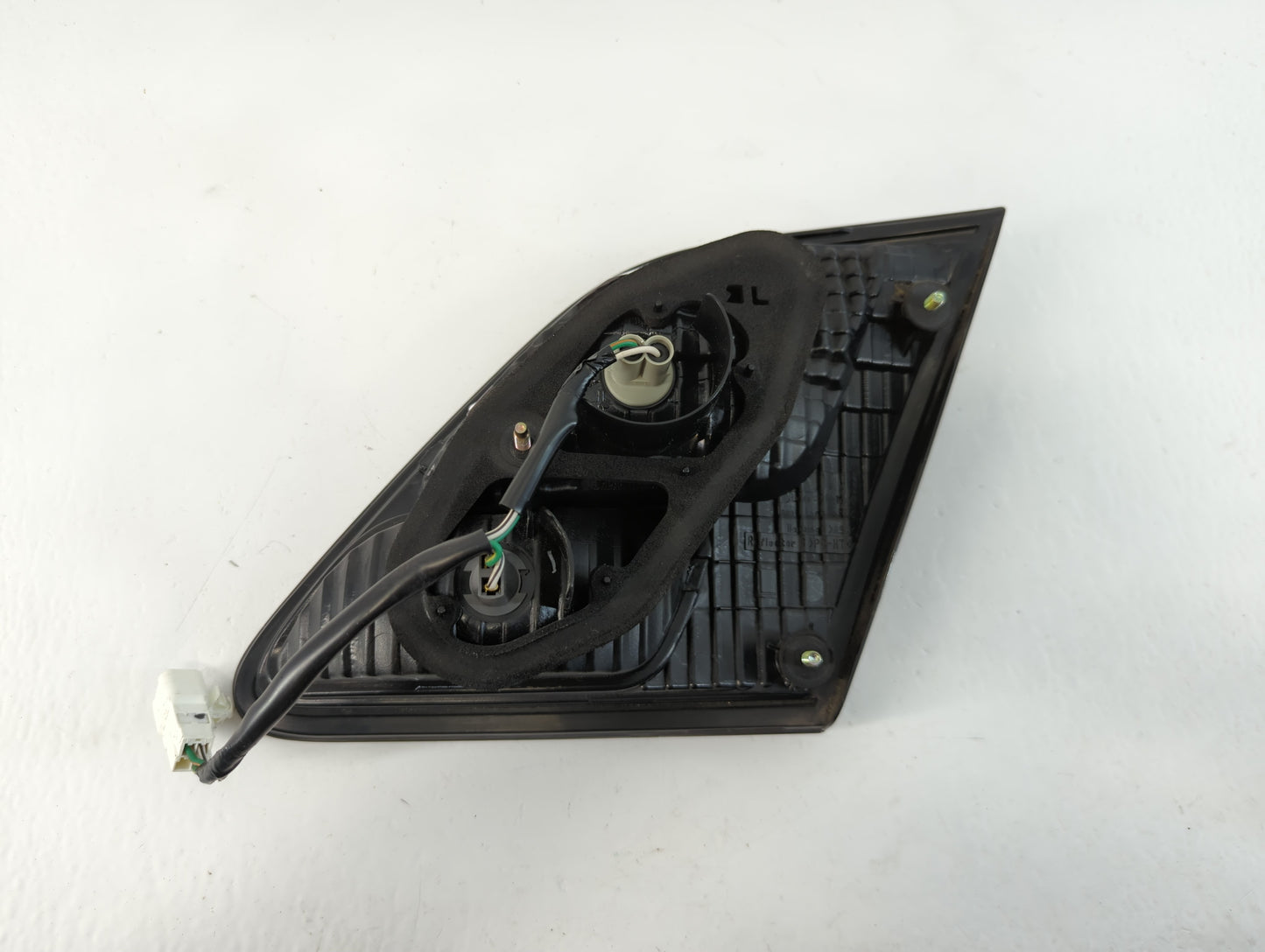 2004 Lexus Es330 Tail Light Assembly Driver Left OEM Fits Fits 2002 2003 OEM Used Auto Parts - Oemusedautoparts1.com