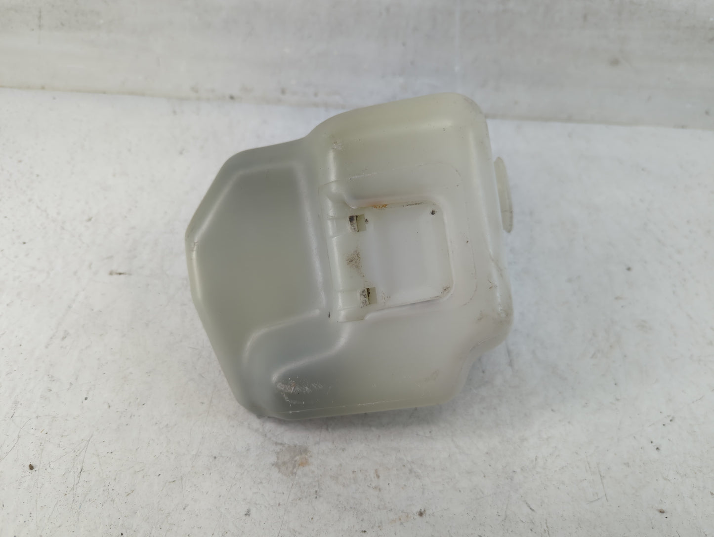 2004-2006 Lexus Es330 Radiator Coolant Overflow Expansion Tank Bottle 833524 - Oemusedautoparts1.com