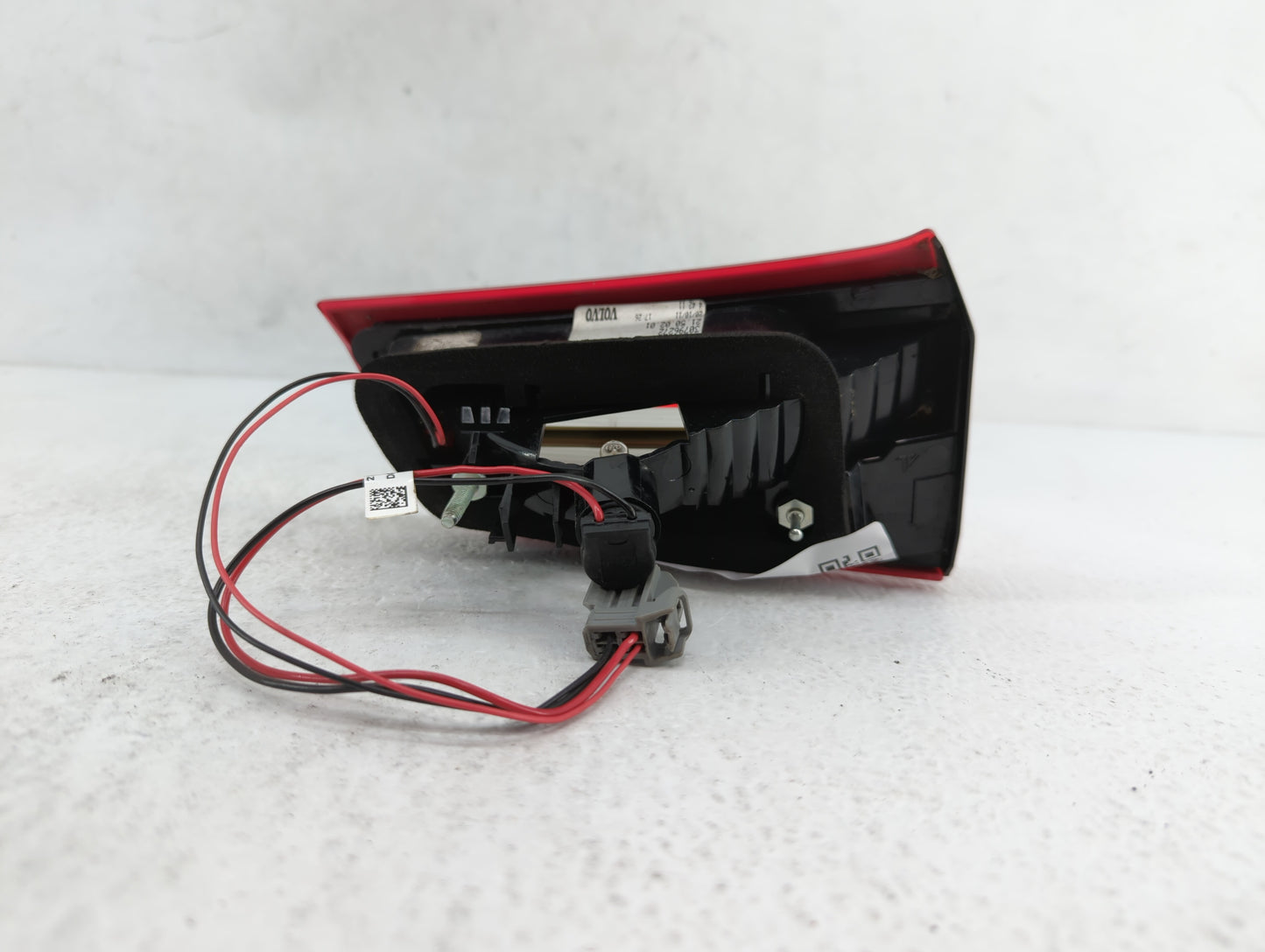 1998-2005 Lexus Gs300 Tail Light Assembly Passenger Right OEM P/N:30796272 Fits Fits 1998 1999 2000 2001 2002 2003 2004 2005