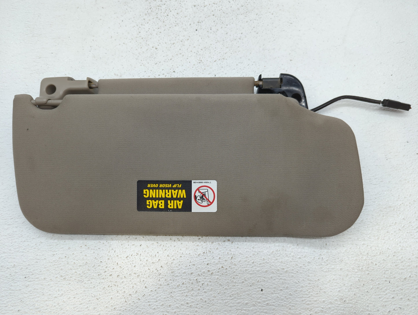 2004 Lincoln Ls Sun Visor Shade Replacement Driver Left Mirror Fits OEM Used Auto Parts - Oemusedautoparts1.com