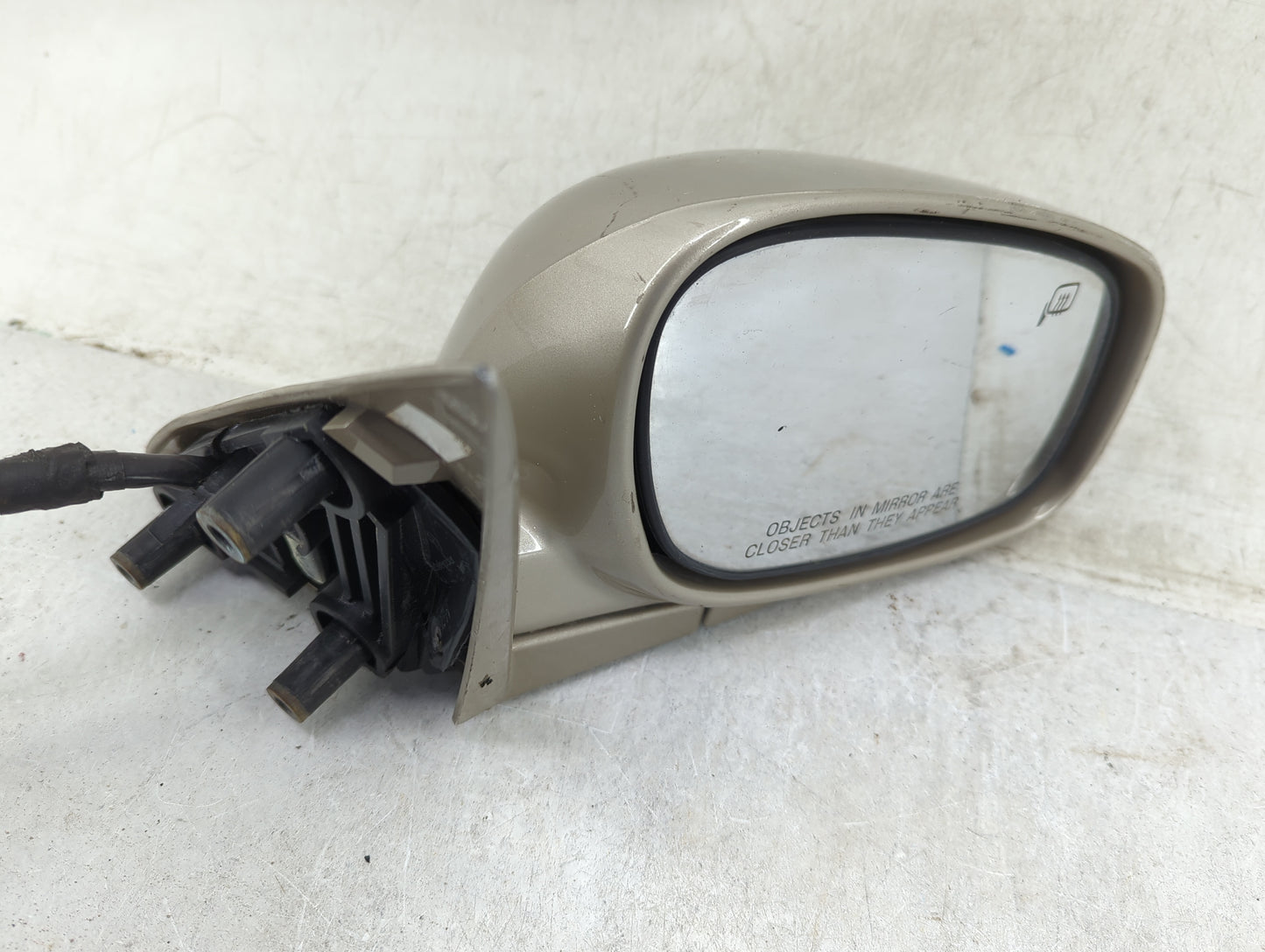 2004-2008 Lincoln Town Car Passenger Side View Mirror - Right Door Mirror OEM Used - Oemusedautoparts1.com