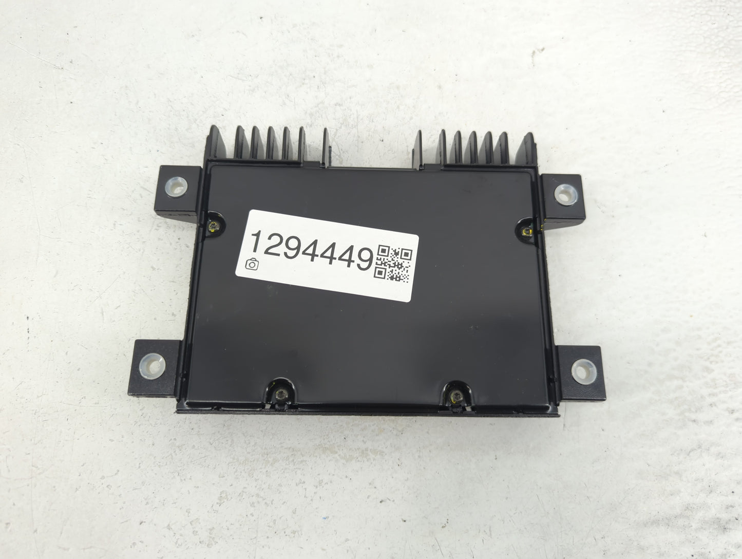 2003-2008 Mazda 6 Radio AM FM Cd Player Receiver Replacement P/N:3M81-18T806-DA Fits Fits 2003 2004 2005 2006 2007 2008 OEM