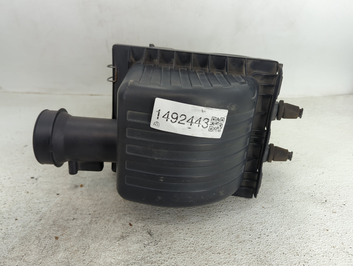 2004 Mazda B3000 Air Cleaner Intake-duct Hose Tube - Oemusedautoparts1.com