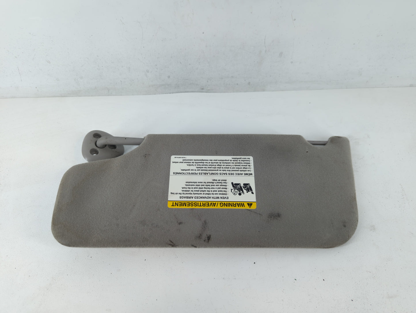 2004-2005 Mercury Sable Sun Visor Shade Replacement Driver Left Mirror Fits Fits 2004 2005 2006 2007 OEM Used Auto Parts - O