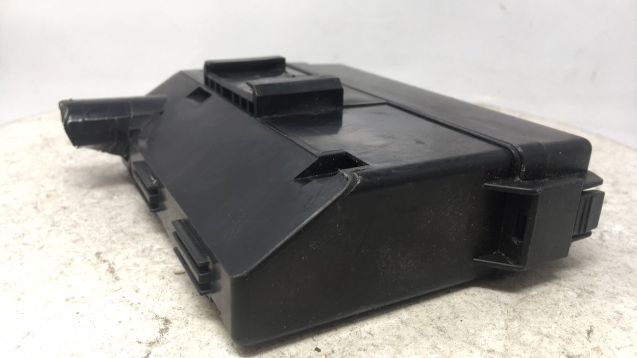 2004 Nissan 350z Fusebox Fuse Box Panel Relay Module P/N:7L1T15604BJ Fits Fits 2007 2008 OEM Used Auto Parts - Oemusedautopa