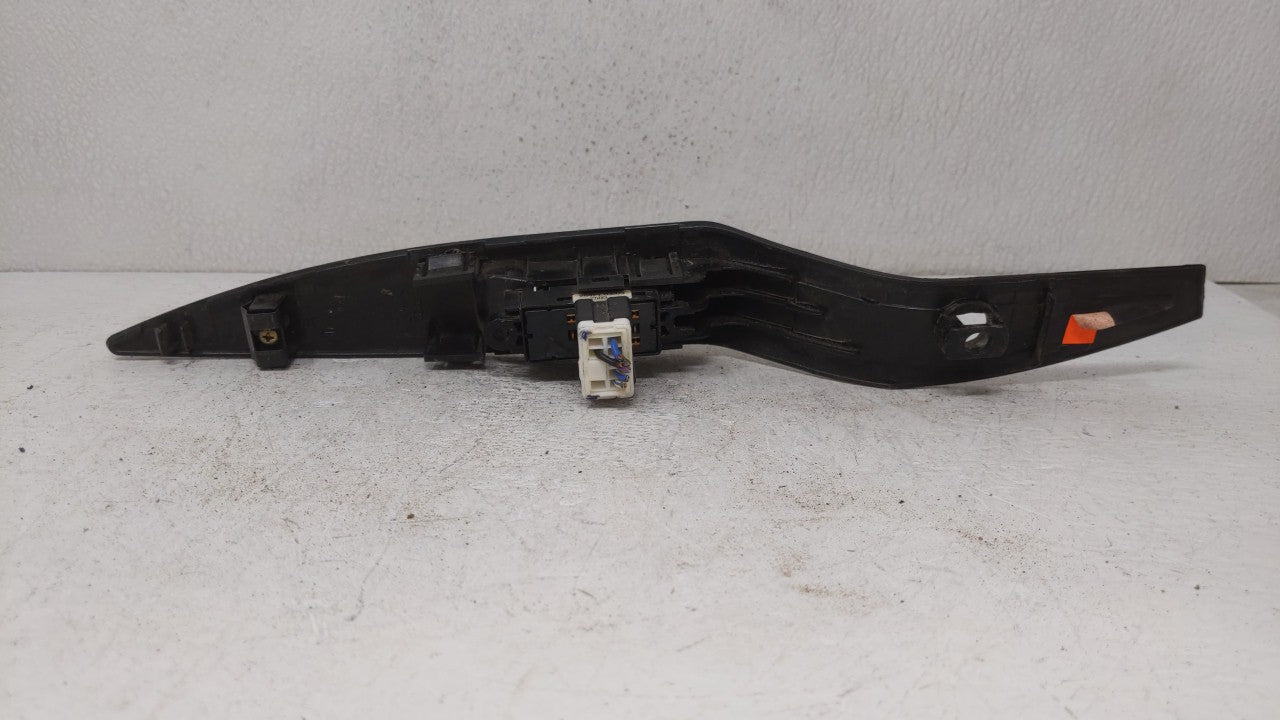 2004 Nissan Altima Passenger Right Rear Power Window Switch 25421 8j005 - Oemusedautoparts1.com