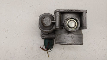 2002-2006 Nissan Altima Throttle Body P/N:576-01 SERA576-01, RME60-06 Fits Fits 2002 2003 2004 2005 2006 OEM Used Auto Parts