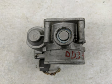 2002-2006 Nissan Maxima Throttle Body Fits Fits 2002 2003 2004 2005 2006 OEM Used Auto Parts