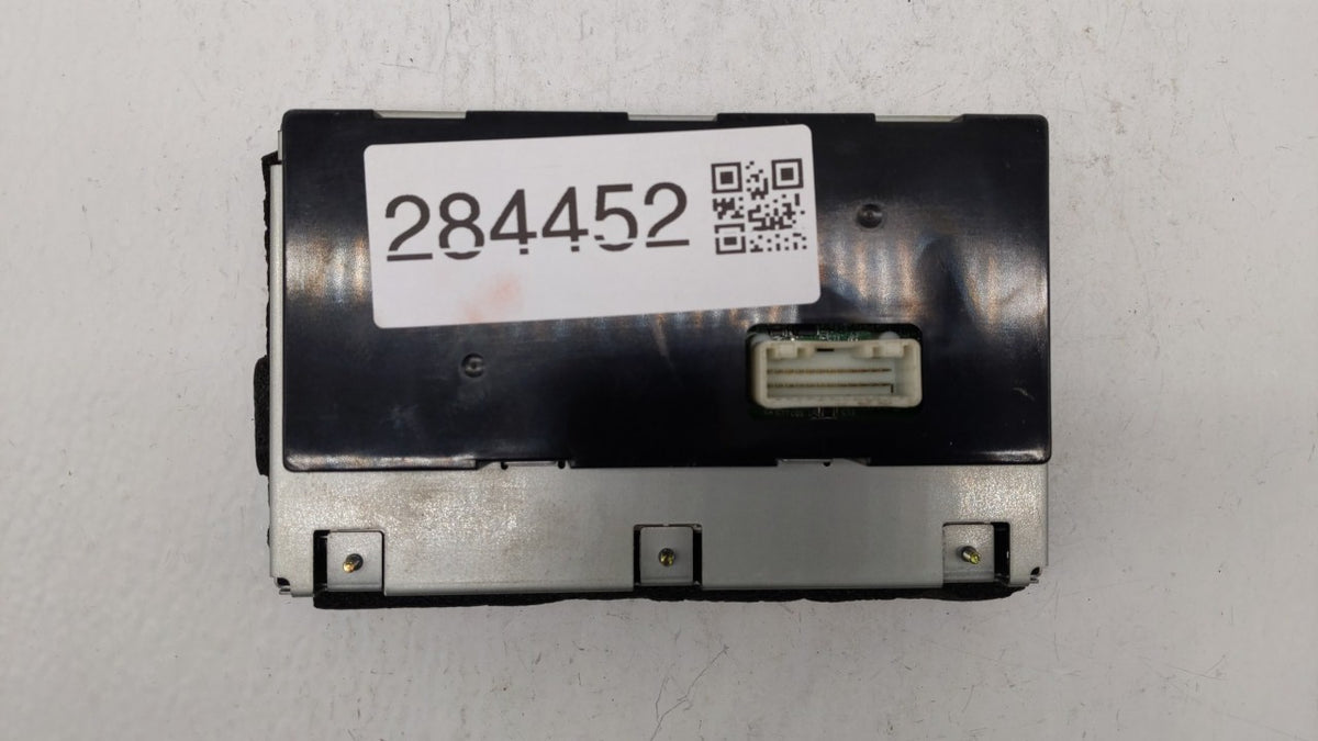 2004-2005 Nissan Maxima Information Radio Display Screen 284452 - Oemusedautoparts1.com