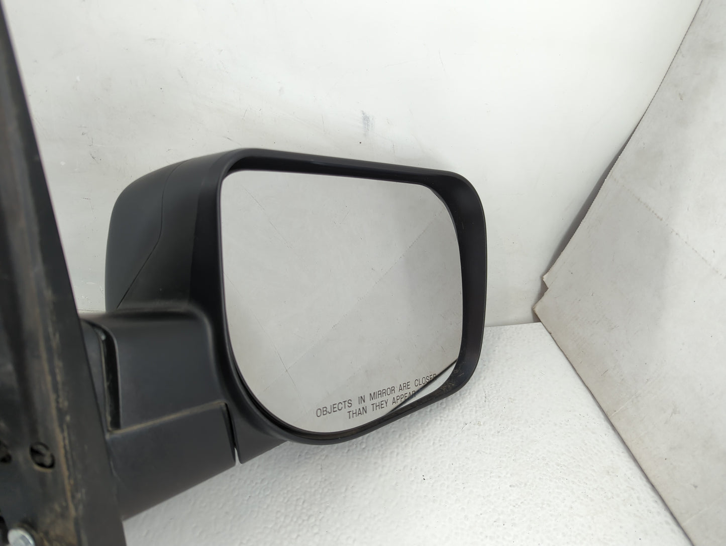 2004-2015 Nissan Titan Passenger Side View Mirror - Right Door Mirror OEM Used - Oemusedautoparts1.com