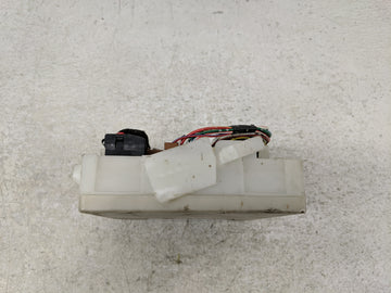 2002-2004 Nissan Xterra Fusebox Fuse Box Panel Relay Module P/N:284B67S002 Fits Fits 2002 2003 2004 OEM Used Auto Parts