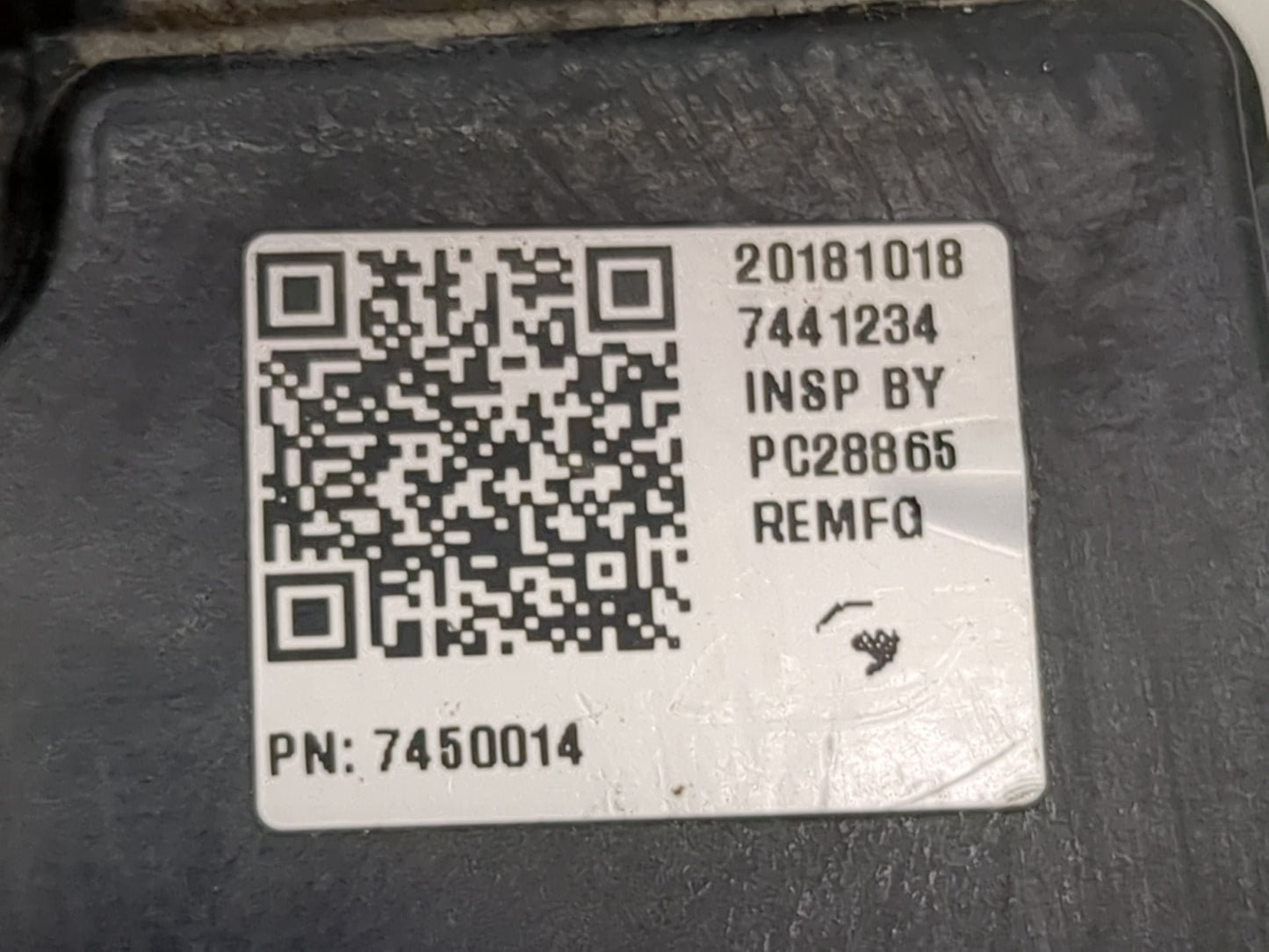 2000-2004 Nissan Xterra PCM Engine Control Computer ECU ECM PCU OEM P/N:7441234 7450014 Fits Fits 1999 2000 2001 2002 2003 2