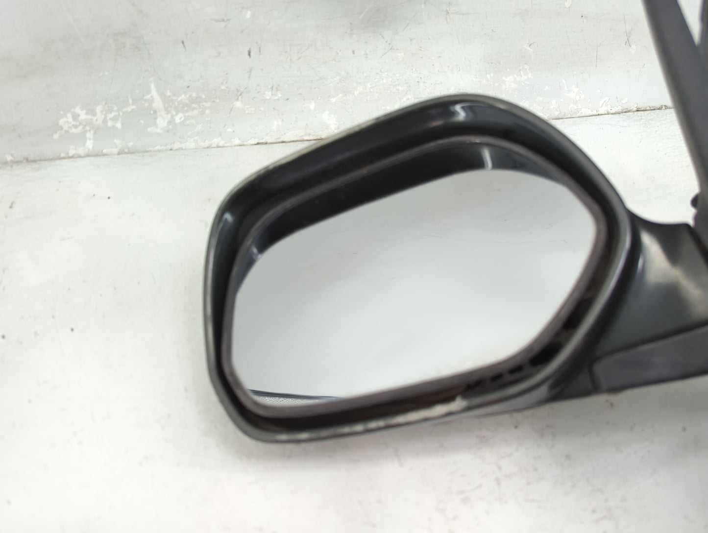 2004 Scion Xb Driver Side View Mirror - Left Door Mirror OEM Used - Oemusedautoparts1.com