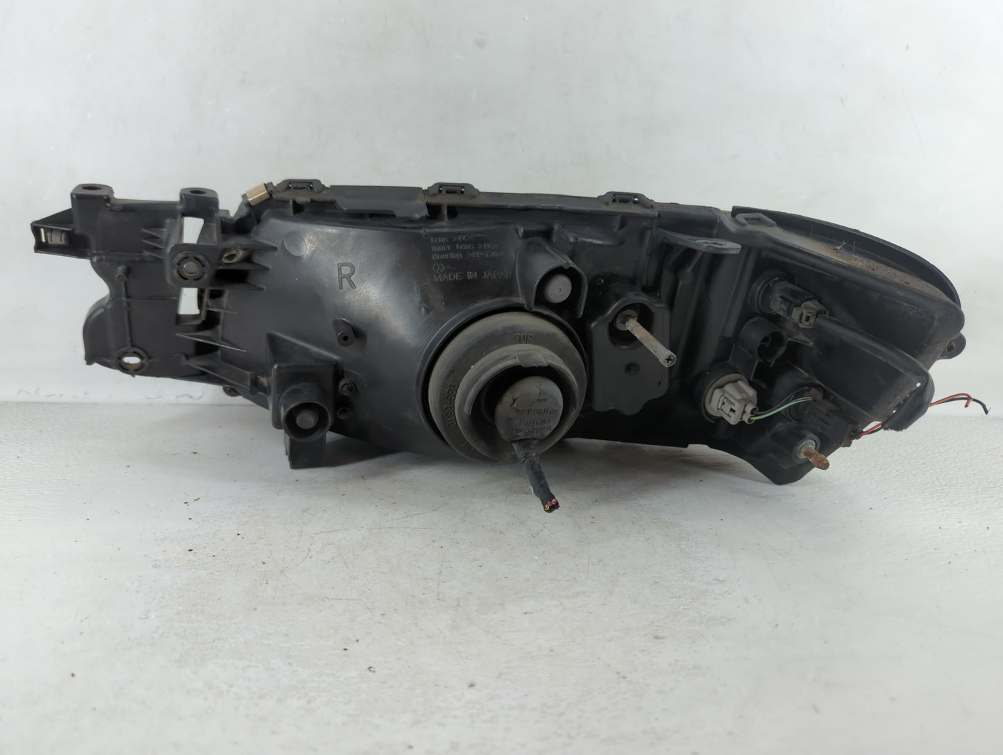 2004 Subaru Forester Passenger Right Oem Head Light Headlight Lamp - Oemusedautoparts1.com