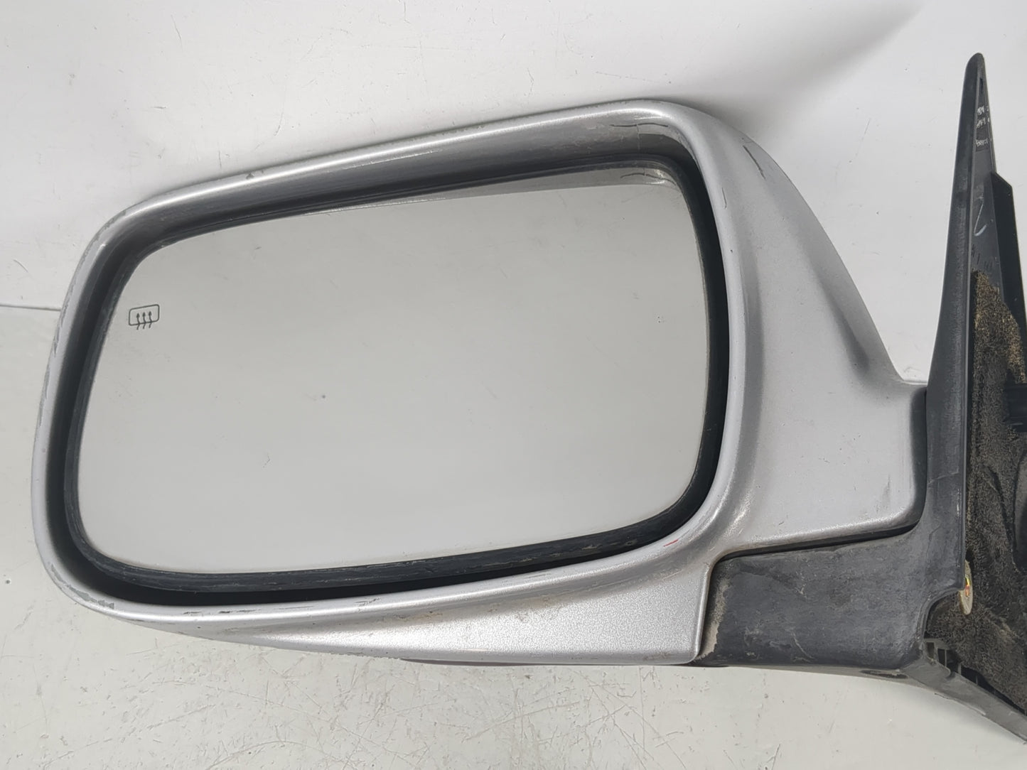 2000-2004 Subaru Legacy Driver Side View Mirror - Left Door Mirror OEM Used - Oemusedautoparts1.com