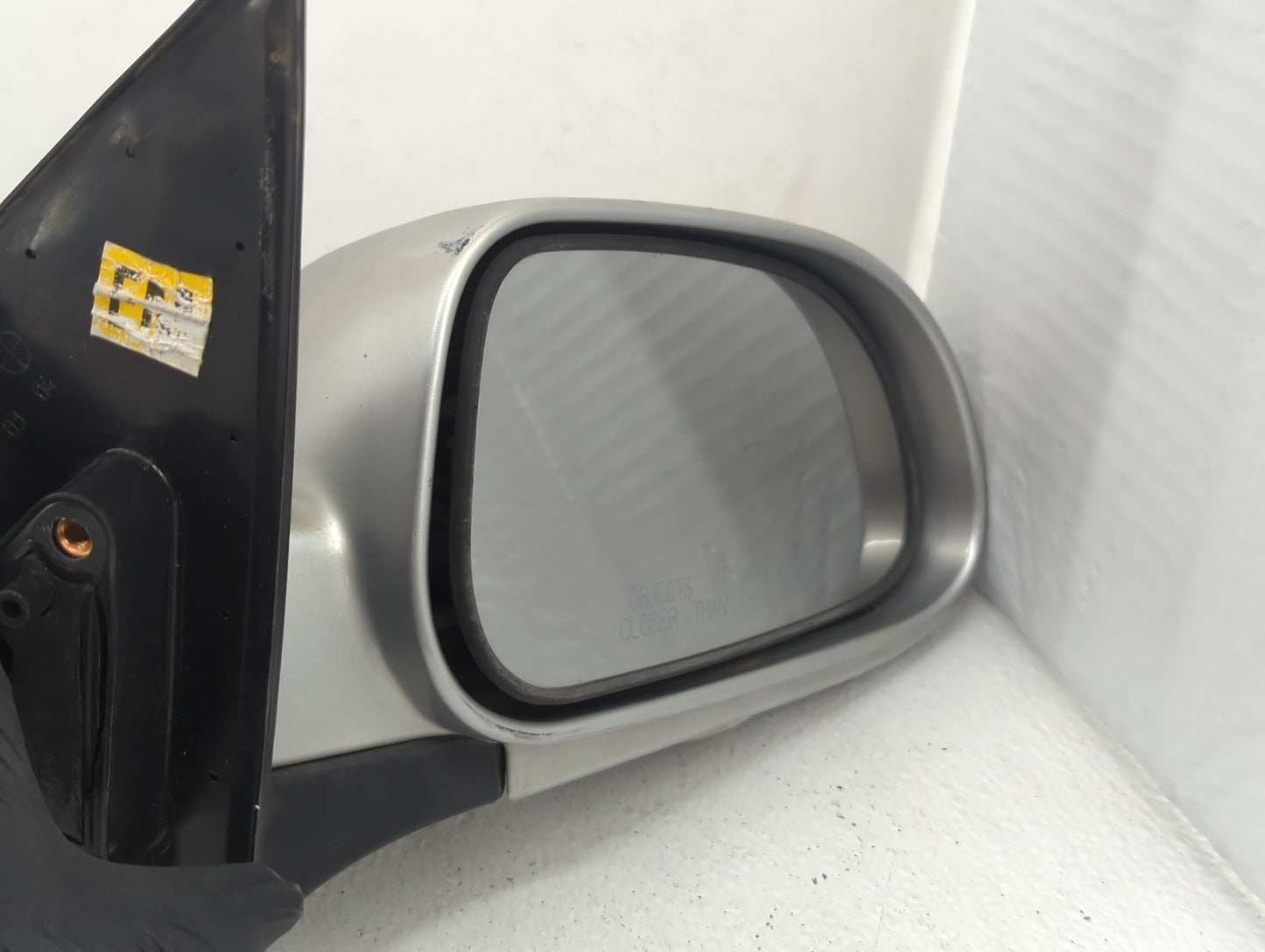 2004-2008 Suzuki Forenza Passenger Side View Mirror - Right Door Mirror OEM Used - Oemusedautoparts1.com