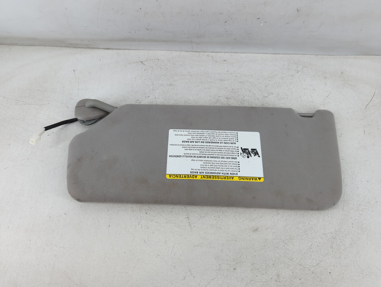 2002-2006 Toyota Camry Sun Visor Shade Replacement Passenger Right Mirror Fits Fits 2002 2003 2004 2005 2006 OEM Used Auto P