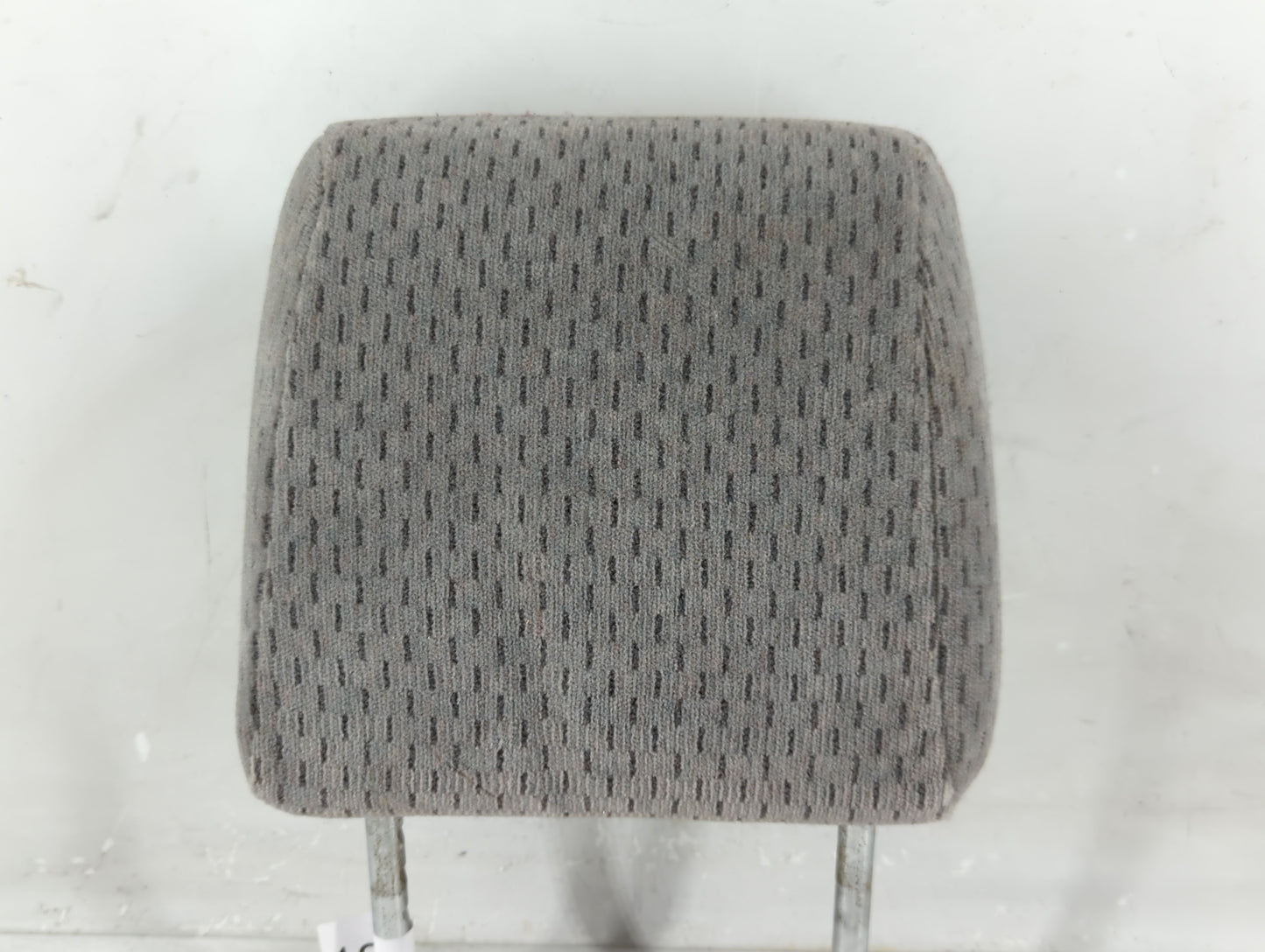 2004 Toyota Camry Headrest Head Rest Front Driver Passenger Seat Fits OEM Used Auto Parts - Oemusedautoparts1.com