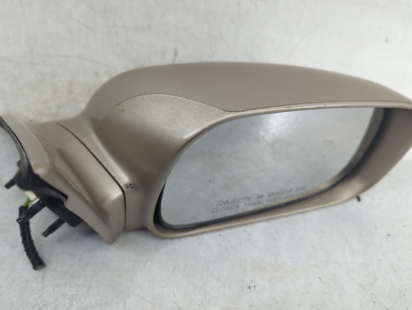 2002-2006 Toyota Camry Passenger Side View Mirror - Right Door Mirror OEM Used - Oemusedautoparts1.com