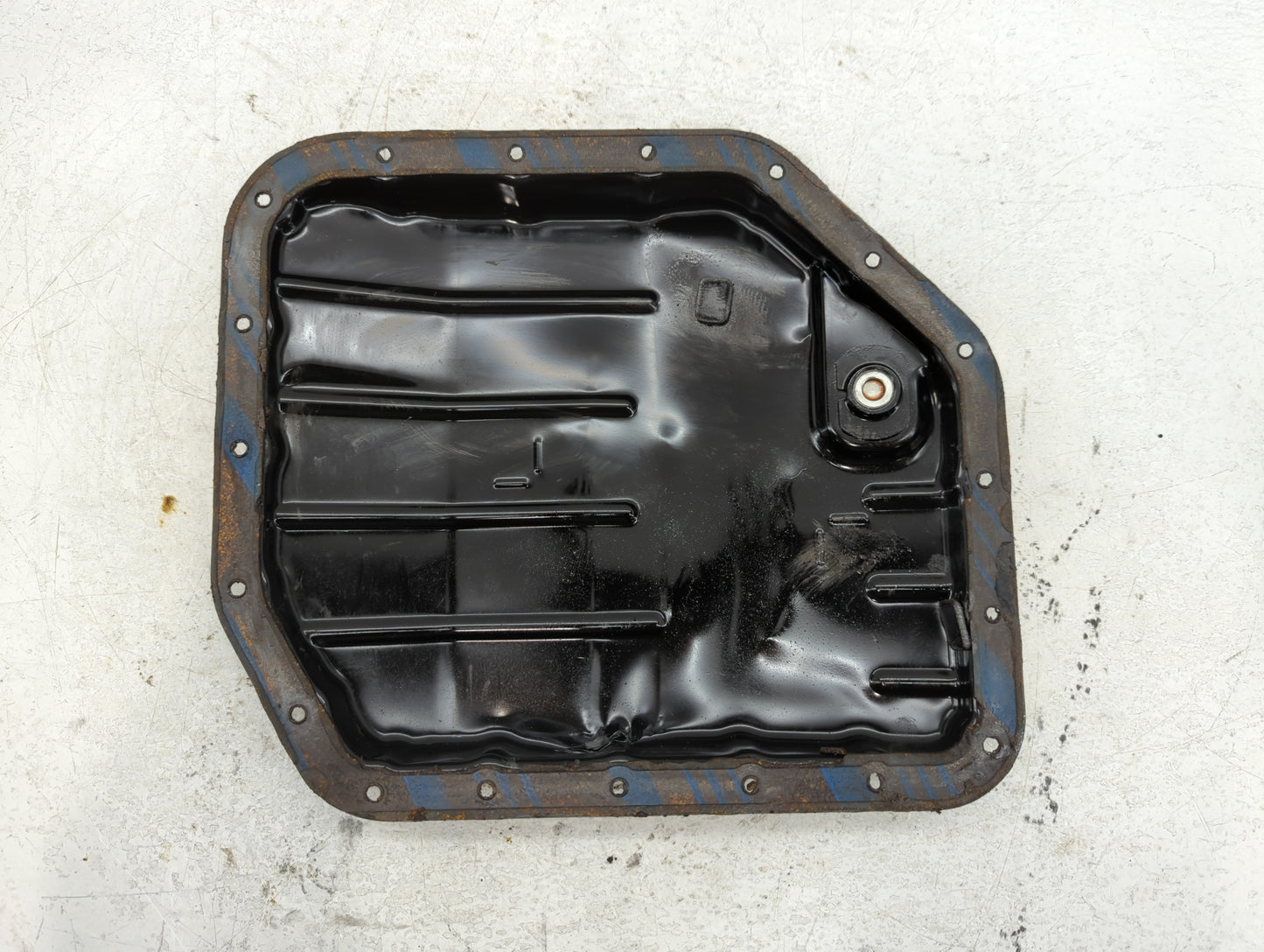 2000-2005 Toyota Echo Engine Oil Pan Fits OEM Used Auto Parts - Oemusedautoparts1.com