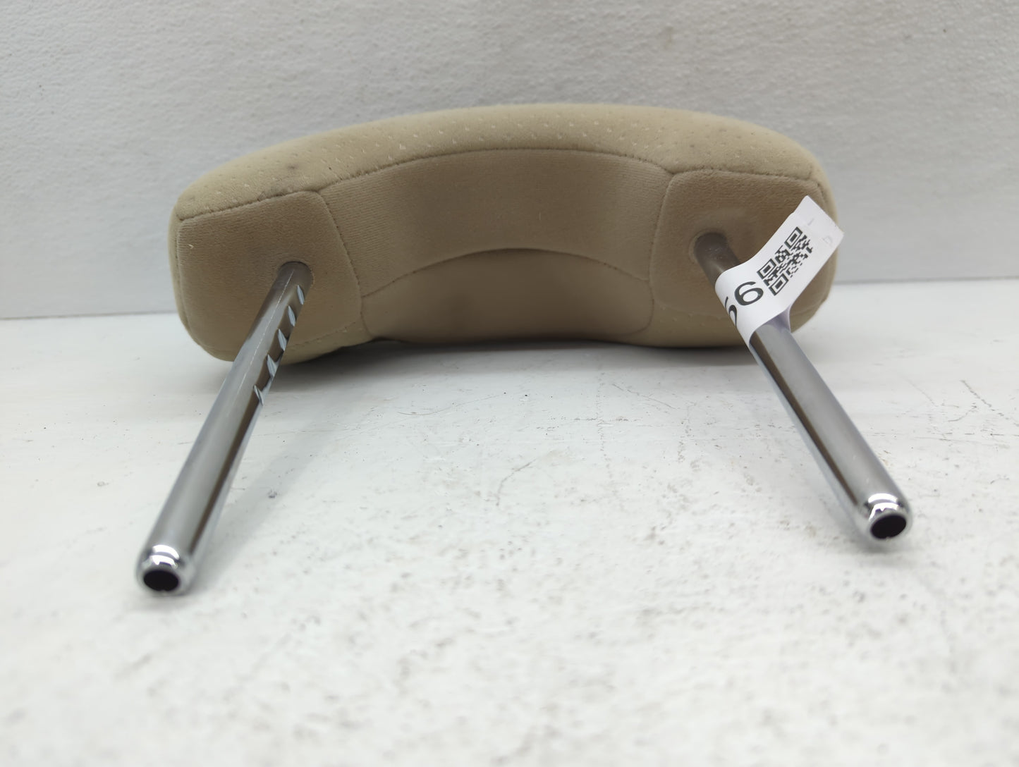 2004-2005 Toyota Prius Headrest Head Rest Rear Center Seat Fits Fits 2004 2005 OEM Used Auto Parts - Oemusedautoparts1.com