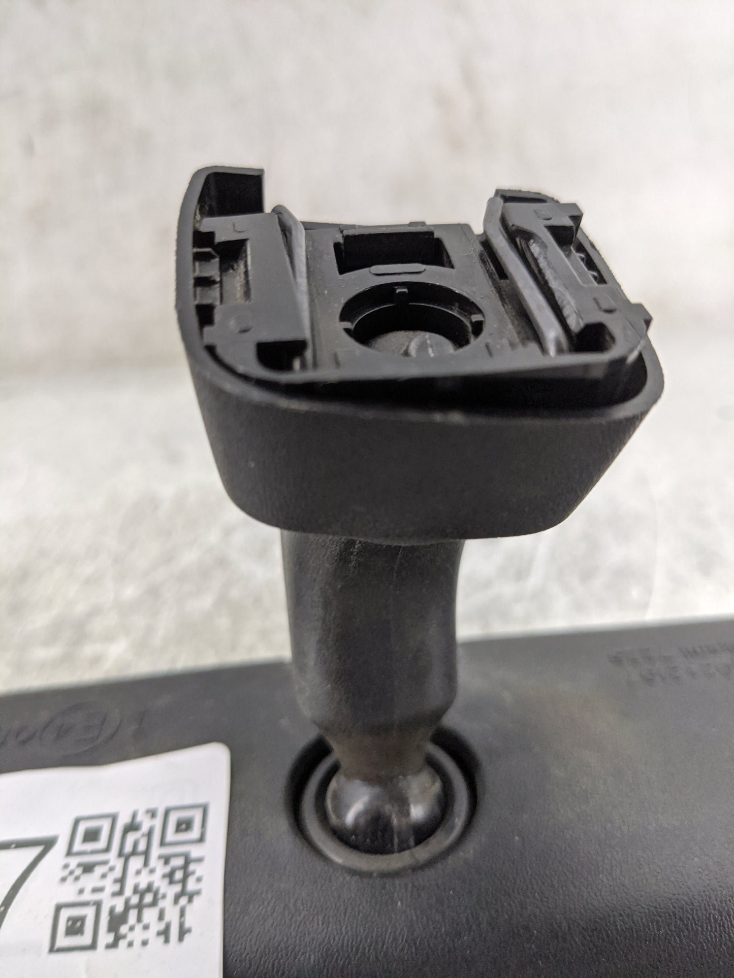 2004-2015 Toyota Rav4 Interior Rear View Mirror Replacement OEM P/N:012197 E4012197 Fits OEM Used Auto Parts - Oemusedautopa