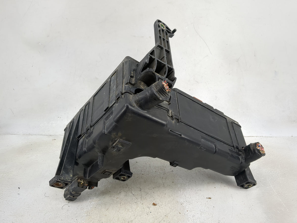 2002-2004 Toyota Sequoia Fusebox Fuse Box Panel Relay Module Fits Fits 2002 2003 2004 OEM Used Auto Parts - Oemusedautoparts