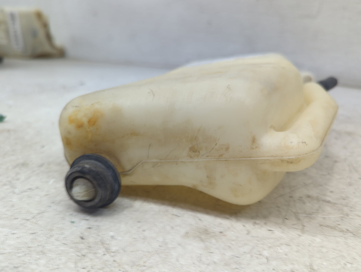 2001-2007 Toyota Sequoia Radiator Coolant Overflow Expansion Tank Bottle 1499513 - Oemusedautoparts1.com