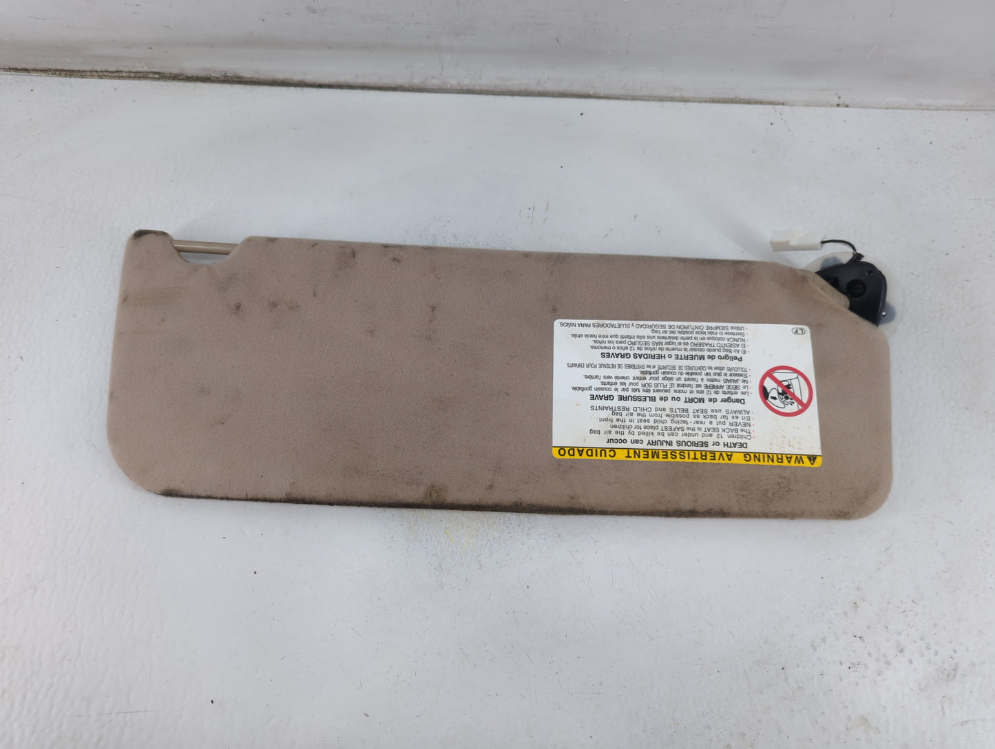 2004 Toyota Sienna Sun Visor Shade Replacement Passenger Right Mirror Fits OEM Used Auto Parts - Oemusedautoparts1.com