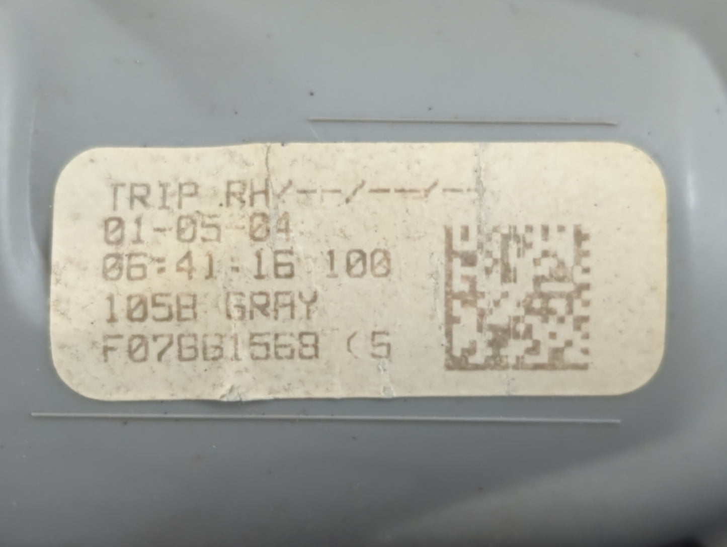 2004-2005 Toyota Sienna Overhead Roof Console Interior Dome Light - Oemusedautoparts1.com