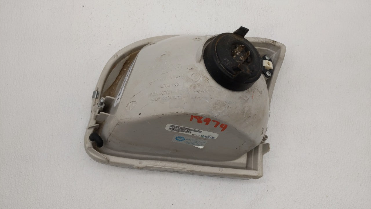 2004 Toyota Tundra Passenger Right Oem Head Light Headlight Lamp - Oemusedautoparts1.com